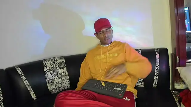 JUANBIGCOCK21CM online show from 04/14/26, 03:56