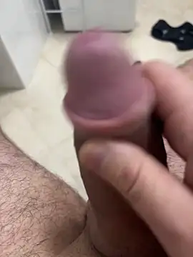 Snapshot of BelCazzo91 chatting on 11/11/25, 07:25 BelCazzo91 online show from 11/11/25, 07:25