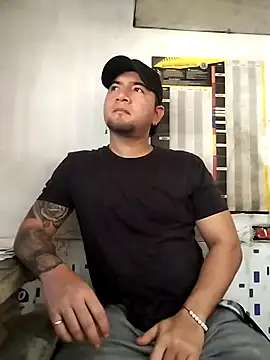 JHONNYACA28 online show from 11/18/25, 05:39