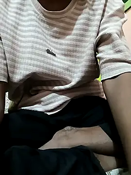 priyanka-rani1 online show from 11/08/25, 04:40