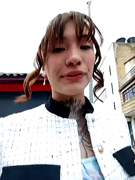 Suki Velvet online show from 11/11/25, 07:25