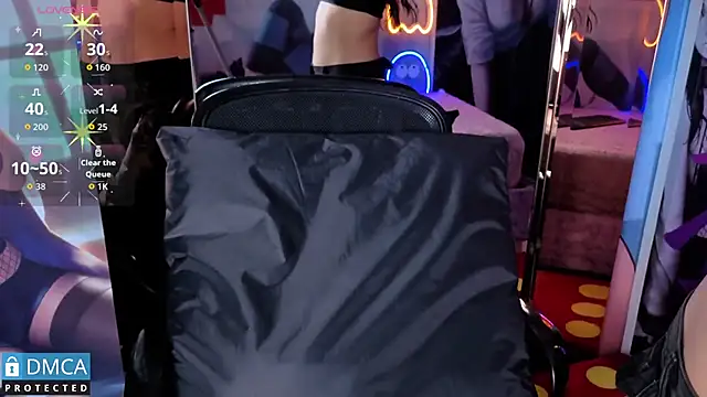 sofia sstonee  online show from 12/03/25, 11:08