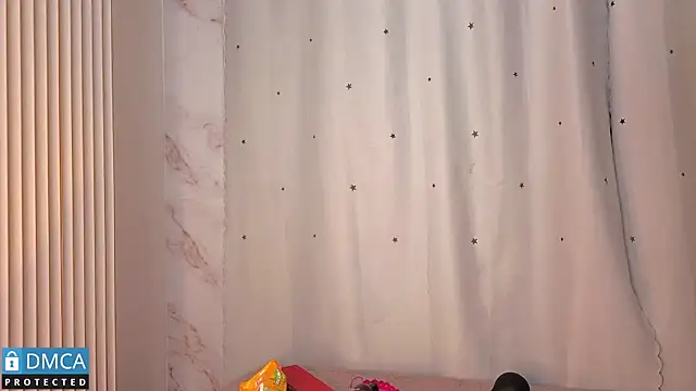 sofia sstonee  online show from 01/13/26, 11:04