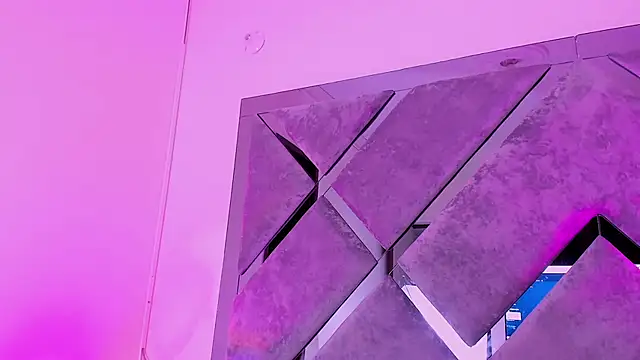 luciagray1 online show from 02/20/26, 06:26