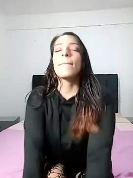 Vianca Costt online show from 12/04/25, 04:11