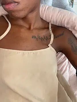 mayalouise online show from 02/07/26, 11:03