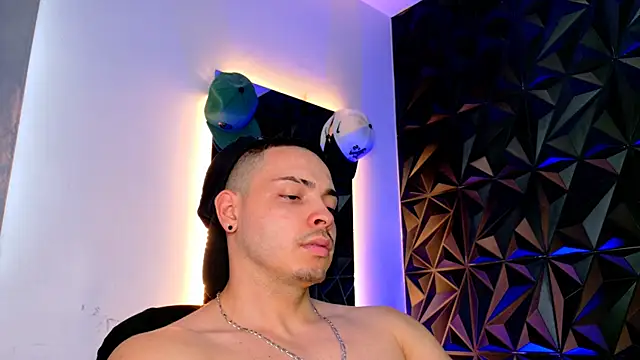 Maxwell Dupont online show from 11/11/25, 09:48