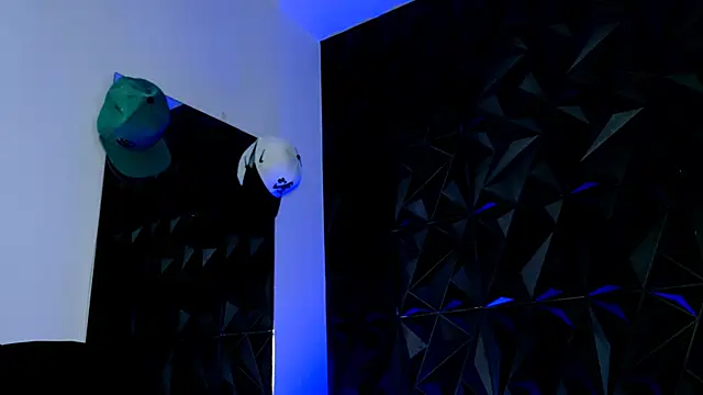 Maxwell Dupont online show from 11/20/25, 08:08