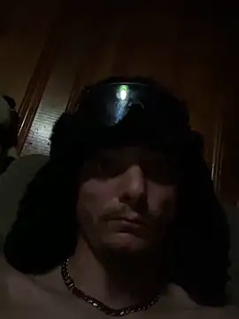 Snapshot of Fdaddy9000 chatting on 11/07/25, 11:16 Fdaddy9000 online show from 11/07/25, 11:16