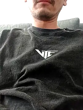 erosbiarg online show from 11/09/25, 10:13