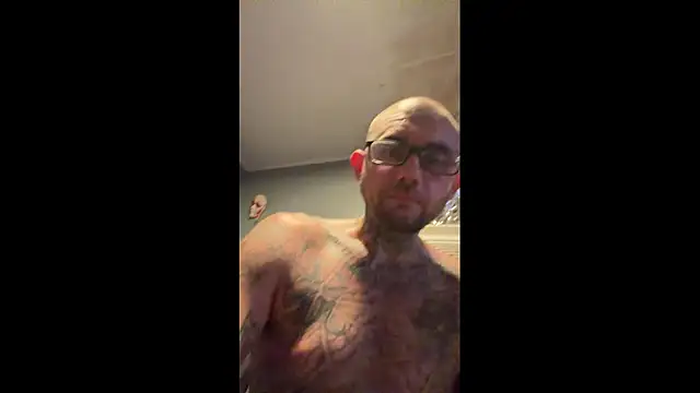 trickydickydaddy online show from 05/19/26, 03:35