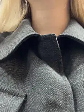 Snapshot of SashaCatt chatting on 11/10/25, 07:51 SashaCatt online show from 11/10/25, 07:51