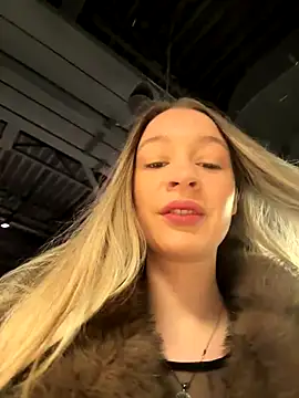 SashaCatt online show from 11/20/25, 07:19