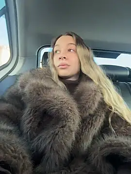 SashaCatt online show from 02/13/26, 07:04