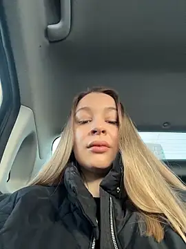 SashaCatt online show from 03/20/26, 09:14