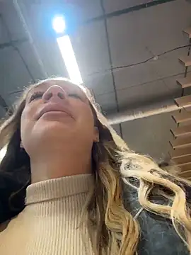 SashaCatt online show from 04/09/26, 07:58