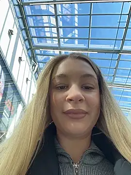 SashaCatt online show from 04/20/26, 08:28