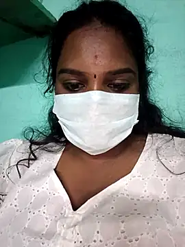 Snapshot of Tamil_Hot_Pooja chatting on 11/09/25, 05:00 Tamil Hot Pooja online show from 11/09/25, 05:00