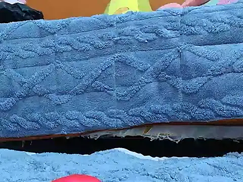 Tiny-122 online show from 04/17/26, 12:35