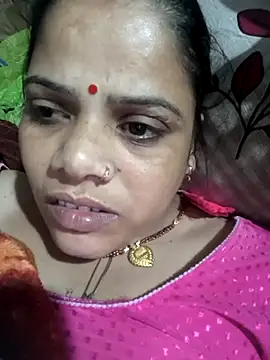 Hot suini online show from 02/18/26, 04:36