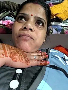 Hot suini online show from 02/20/26, 03:23