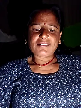 Quin love143 online show from 12/14/25, 12:16