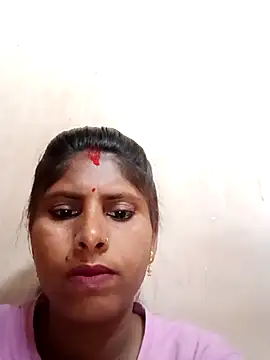 Snapshot of Maya_mohni chatting on 05/18/26, 10:54 Maya mohni online show from 05/18/26, 10:54