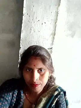 Snapshot of Maya_mohni chatting on 06/05/26, 07:14 Maya mohni online show from 06/05/26, 07:14