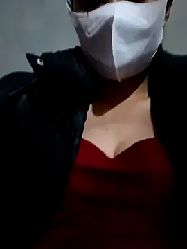 Lyla john online show from 01/07/26, 04:15