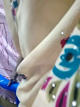 Honeya96 online show from 11/30/25, 05:55