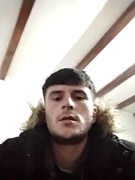 Snapshot of stanbyone chatting on 11/15/25, 09:32 stanbyone online show from 11/15/25, 09:32