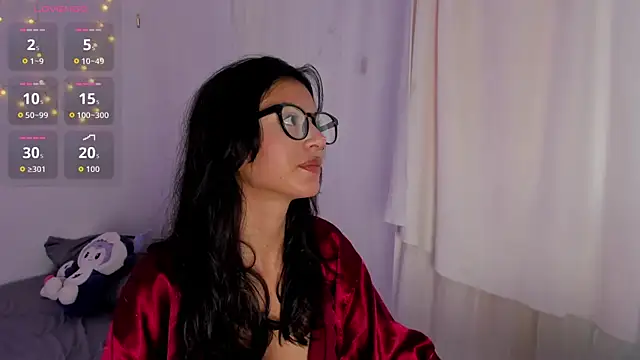 Tamara Aluna  online show from 12/04/25, 07:22