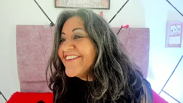 Victoriaa Anderson online show from 02/13/26, 04:03