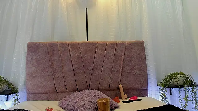 Victoriaa Anderson online show from 03/10/26, 02:11