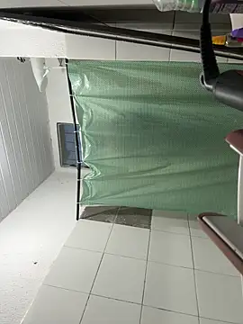 Manu siil online show from 11/08/25, 08:51