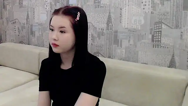 RadyBoonmee online show from 12/19/25, 08:32