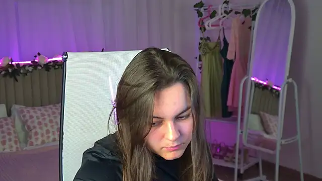 Snapshot of FrancescaCavaliere chatting on 07/08/26, 03:49 FrancescaCavaliere online show from 07/08/26, 03:49