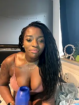 Snapshot of HotKaylaa chatting on 11/27/25, 11:34 HotKaylaa online show from 11/27/25, 11:34