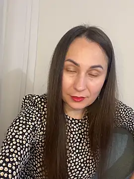 NikaGold7725 online show from 11/09/25, 09:02