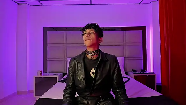 Maximo king25 online show from 11/12/25, 04:57