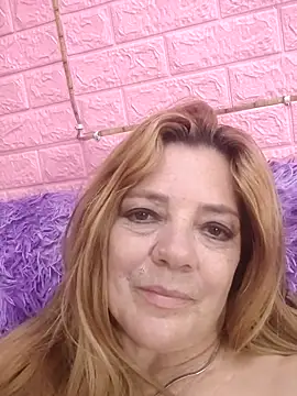 Snapshot of karlaanqui1 chatting on 05/11/26, 02:45 karlaanqui1 online show from 05/11/26, 02:45