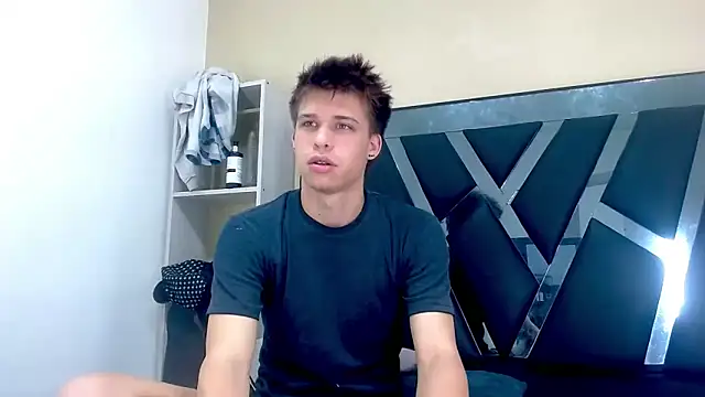 Liam York  online show from 03/22/26, 05:00