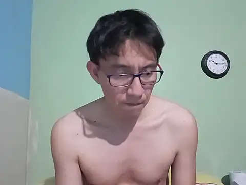 Snapshot of Maqui3 chatting on 11/09/25, 03:16 Maqui3 online show from 11/09/25, 03:16