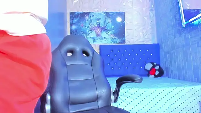 ElanGiraldo online show from 07/03/26, 11:00