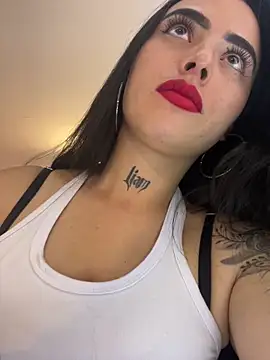  Naomi Fox  online show from 12/18/25, 06:52