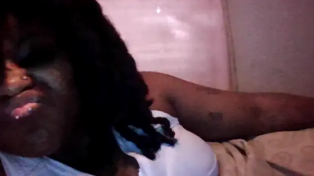 Dusaa  online show from 11/22/25, 01:32