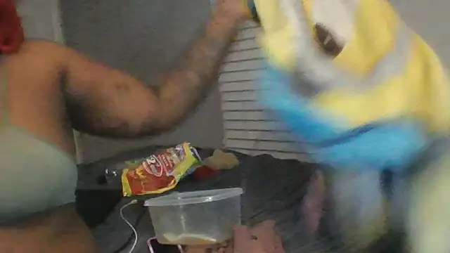 Dusaa  online show from 04/18/26, 06:28