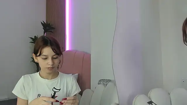 scarlett smith 3 online show from 11/28/25, 02:58