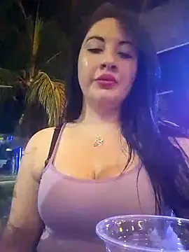 Snapshot of lady_cristal chatting on 11/09/25, 06:33 lady cristal online show from 11/09/25, 06:33