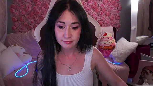 CarolinaaFoxyyy online show from 05/22/26, 06:35